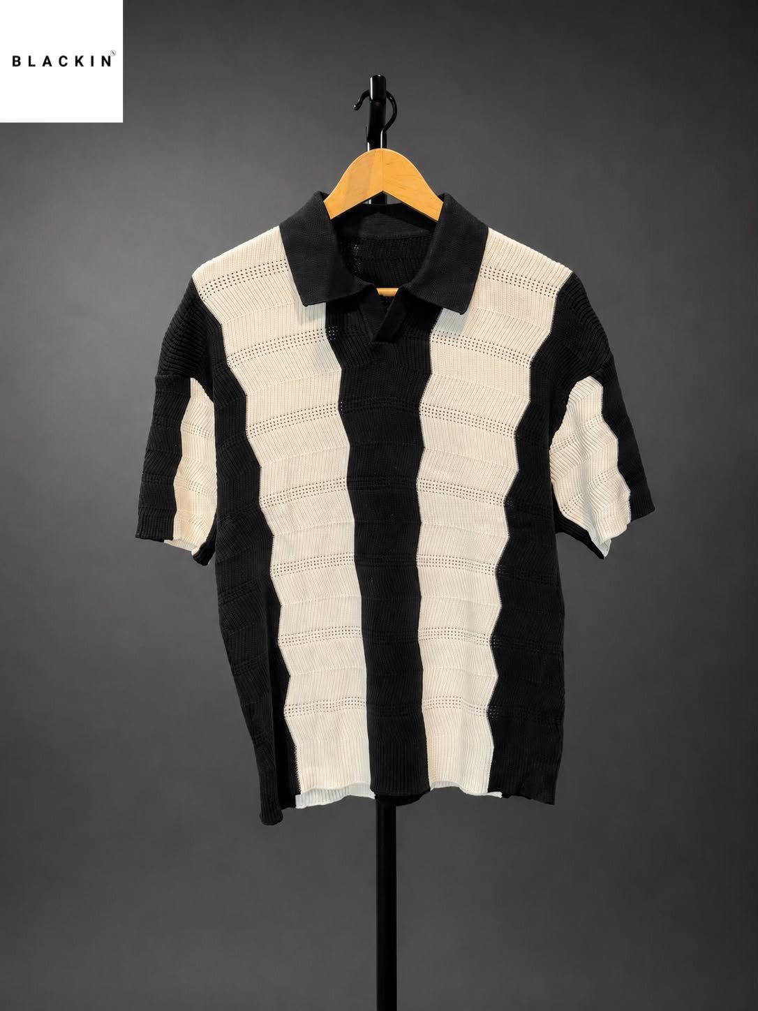Vertical wavy zig-zag Knit Polo