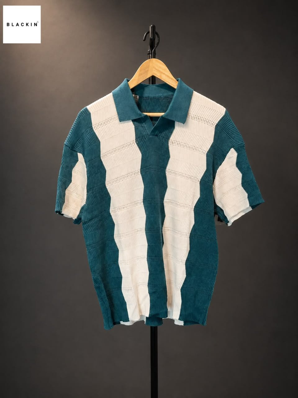 Vertical wavy zig-zag Knit Polo